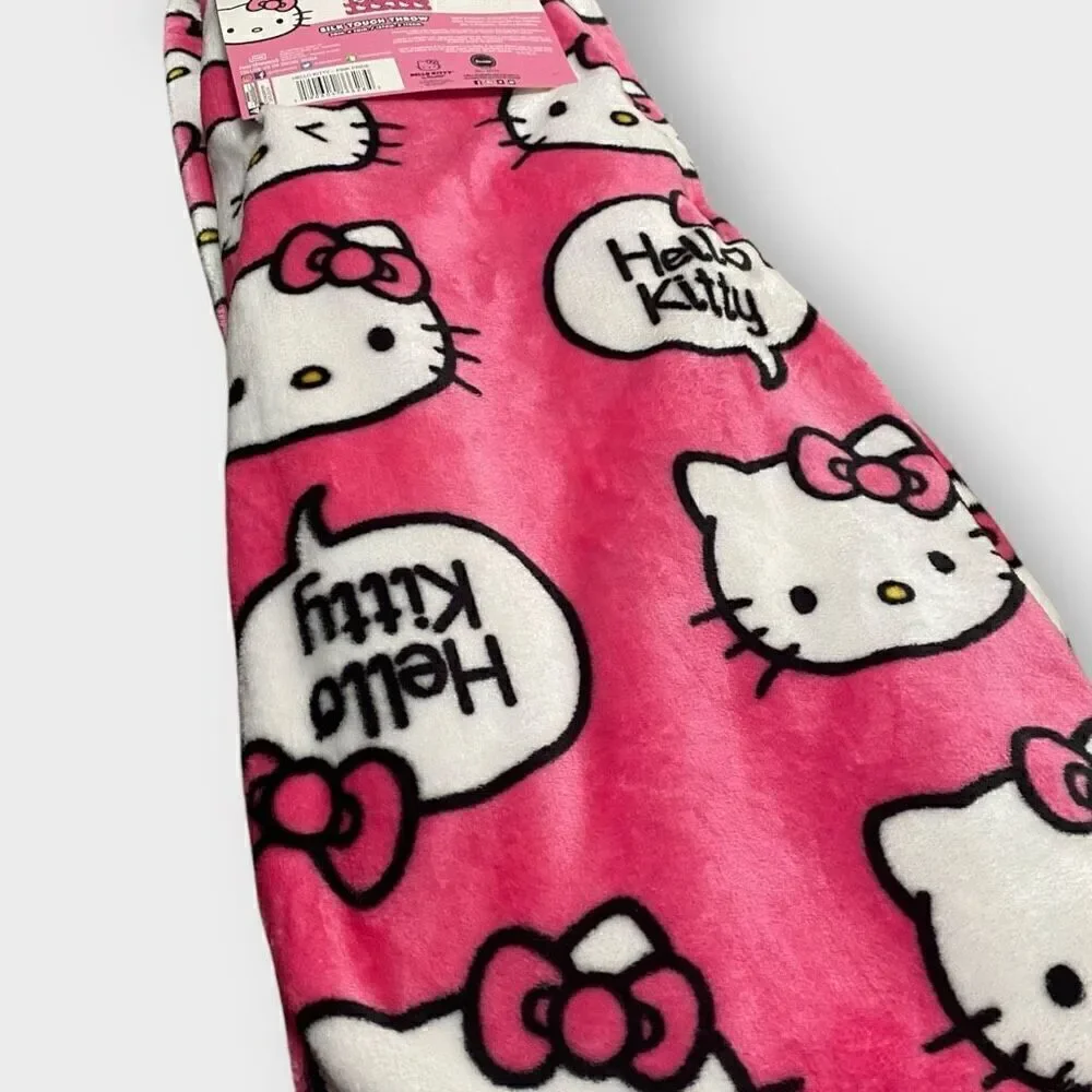 Hello Kitty Sanrio “Chat Bubble” Plush Silk Touch Pink Throw Blanket 50